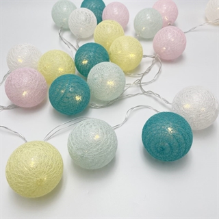 LED lyskæde med bolde i pastelfarver - 3 m 20 lys - diameter 6 cm